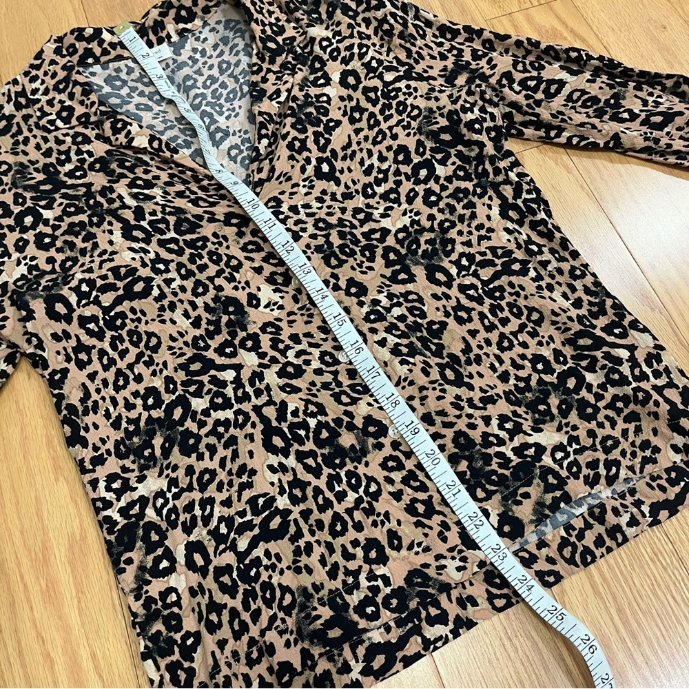 Aritzia Wilfred Emmeline Leopard Print Blouse - Picture 10 of 12